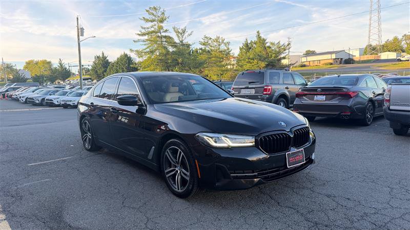 Used 2021 BMW 530i xDrive w/ Premium Package AWD/4WD image 3