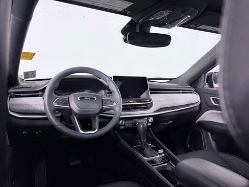 Used 2023 Jeep Compass Latitude w/ Sun and Sound Group image 15