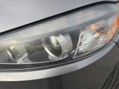 Used 2017 Kia Sorento SX image 27