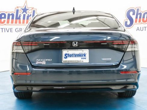 Used 2024 Honda Accord EX-L image 6