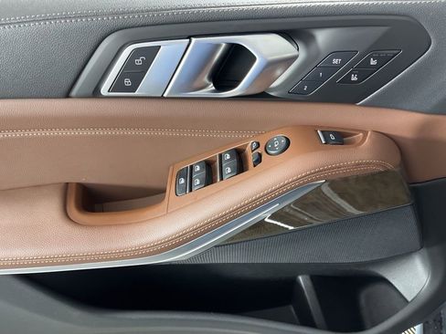 Used 2020 BMW X5 xDrive40i w/ Premium Package image 28