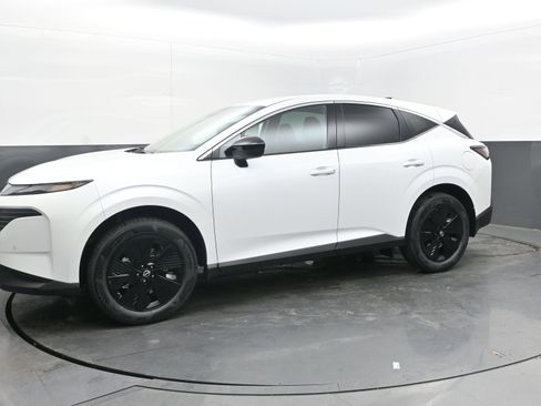 New 2025 Nissan Murano SV image 4