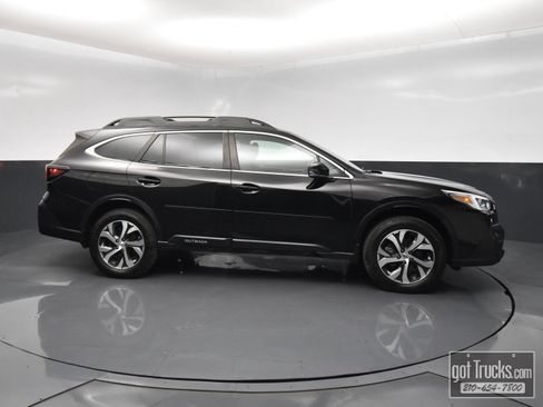 Used 2021 Subaru Outback Limited AWD/4WD image 46