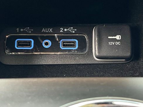 Used 2018 Jeep Grand Cherokee Altitude image 24