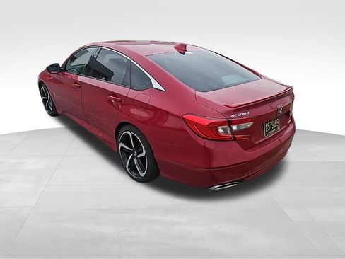 Used 2019 Honda Accord Sport image 4