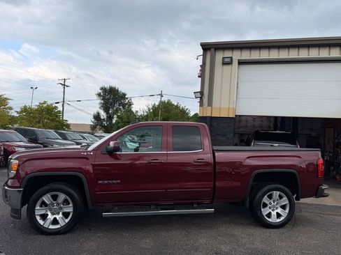 Used 2015 GMC Sierra 1500 SLE w/ SLE Value Package AWD/4WD image 2