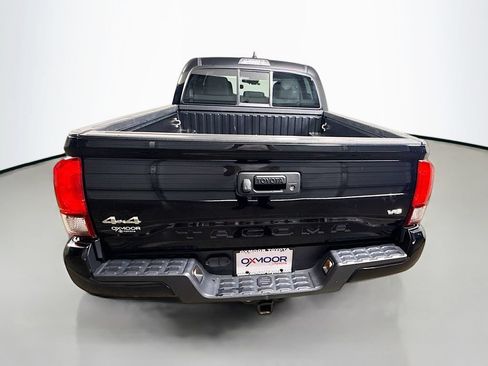 Certified 2023 Toyota Tacoma SR AWD/4WD image 6