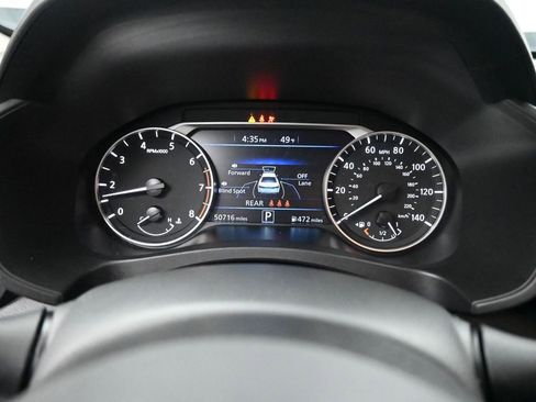 Used 2024 Nissan Altima 2.5 SV image 35