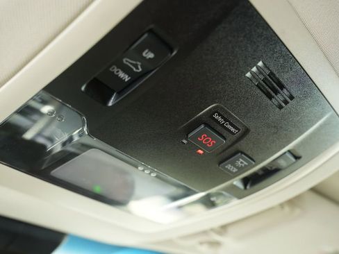 Used 2018 Lexus NX 300 AWD w/ Comfort Package image 19