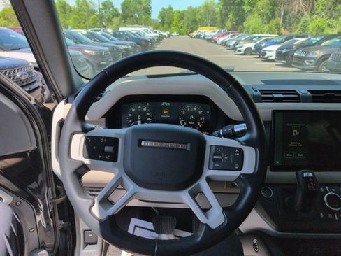 Used 2022 Land Rover Defender 110 S AWD/4WD image 35