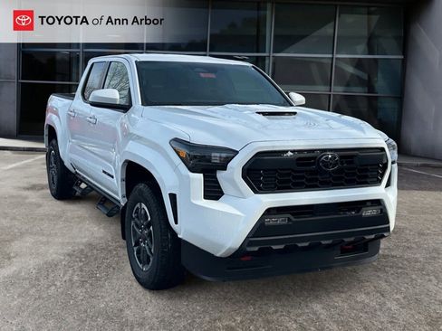 New 2025 Toyota Tacoma TRD Sport image 1