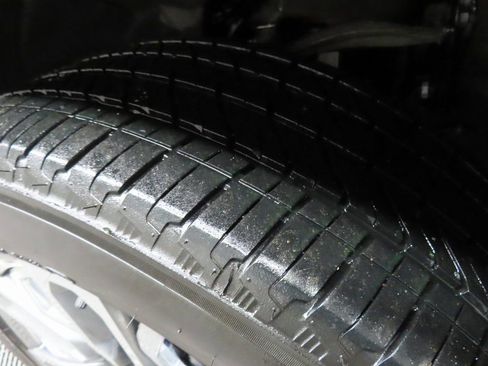 Used 2025 GMC Sierra 1500 Denali Ultimate image 7