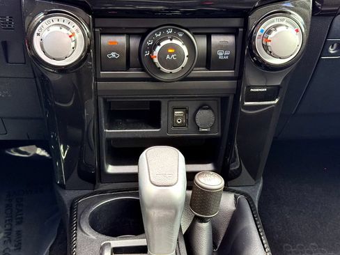 Used 2019 Toyota 4Runner TRD Pro AWD/4WD image 30