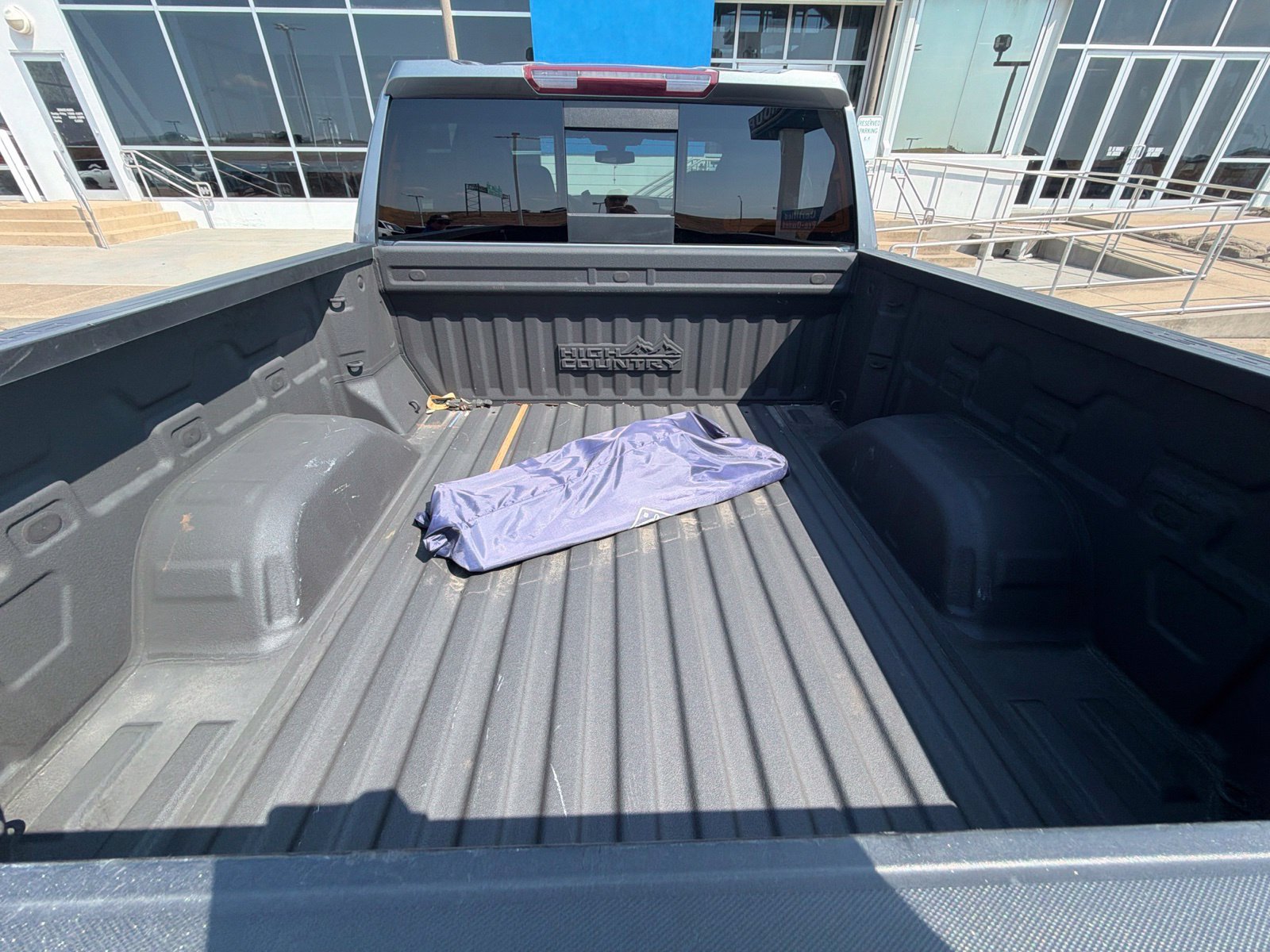 Used 2021 Chevrolet Silverado 1500 High Country AWD/4WD image 17