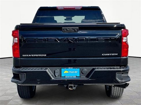 Used 2022 Chevrolet Silverado 1500 Custom image 5