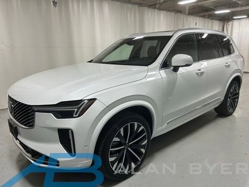 Used 2025 Volvo XC90 B5 Plus AWD/4WD image 1