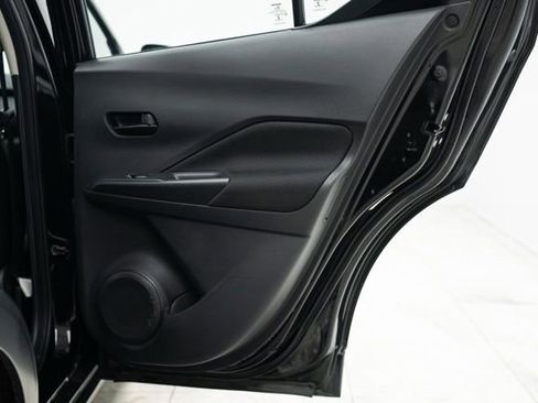 Used 2021 Nissan Kicks S image 28