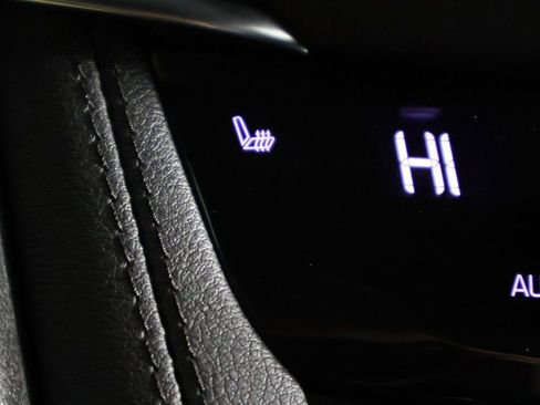 Used 2023 Cadillac XT5 Premium Luxury image 45