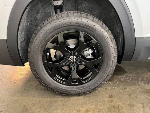 New 2026 Volkswagen Atlas Peak Edition AWD/4WD image 30