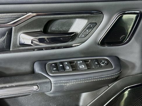Used 2024 RAM 1500 Limited AWD/4WD image 23