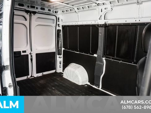 Used 2025 RAM ProMaster 2500 w/ Convenience Group FWD image 19