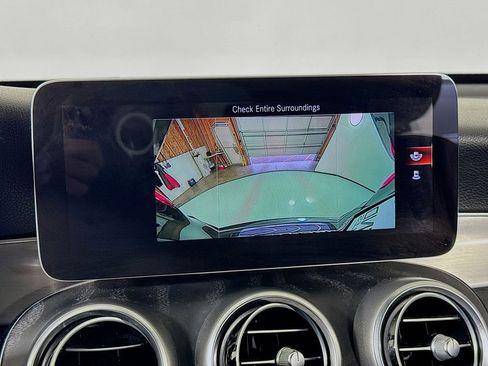 Used 2020 Mercedes-Benz GLC 300 image 31