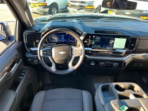Used 2022 Chevrolet Silverado 1500 LT image 23