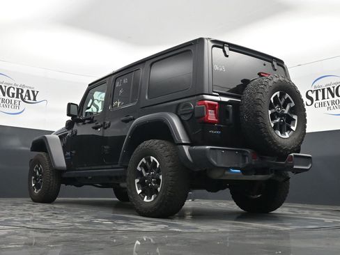 Used 2024 Jeep Wrangler Unlimited Rubicon 4xe AWD/4WD image 30