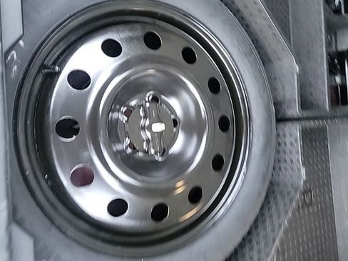 Certified 2022 Ford Edge ST-Line w/ Class II Trailer Tow Package image 29