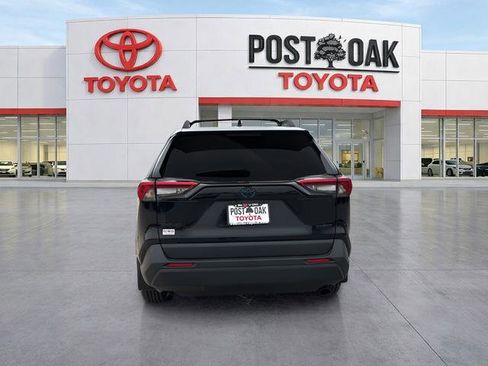 Used 2024 Toyota RAV4 AWD Hybrid image 6