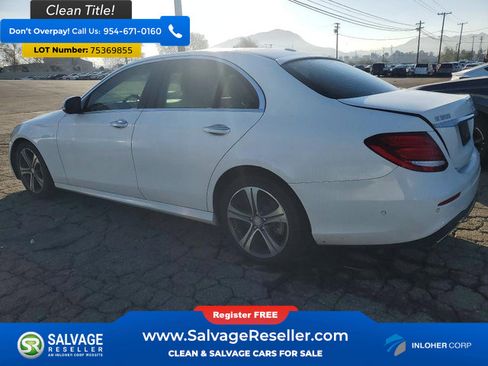 Used 2017 Mercedes-Benz E 300 4MATIC image 3