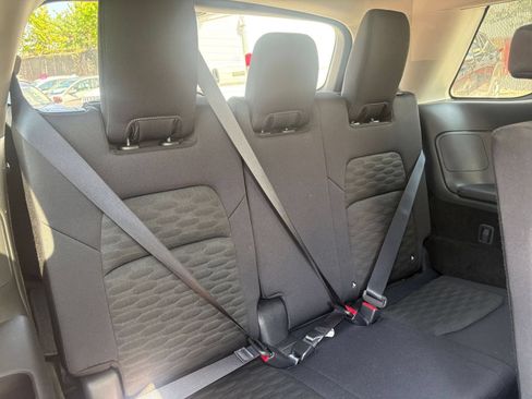 Used 2026 Nissan Pathfinder SV FWD image 24