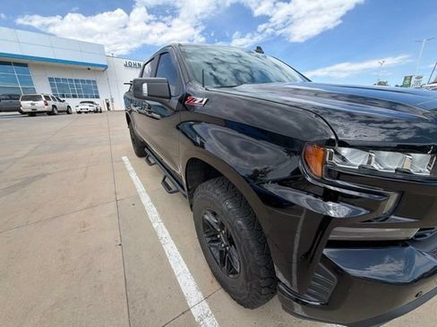Used 2020 Chevrolet Silverado 1500 LT Trail Boss AWD/4WD image 6