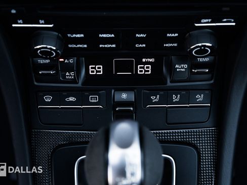 Used 2019 Porsche 911 GT3 RS image 31