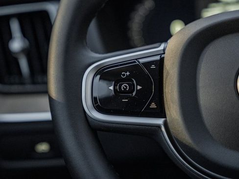 New 2026 Volvo XC60 B5 Ultra w/ Climate Package image 29