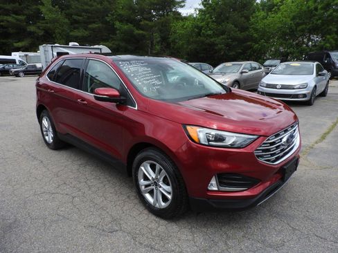 Used 2019 Ford Edge SEL w/ Equipment Group 201A AWD/4WD image 2