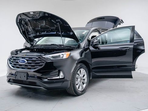 Used 2024 Ford Edge Titanium image 17