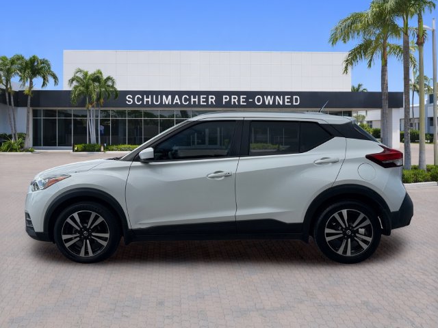 Used 2019 Nissan Kicks SV FWD image 4