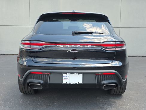 Used 2025 Porsche Macan AWD/4WD image 6