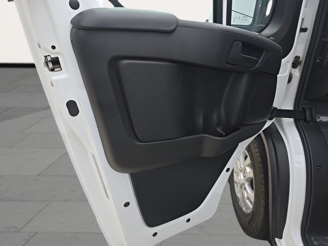 Used 2025 RAM ProMaster 3500 w/ Quick Order Package 22G SLT FWD image 9