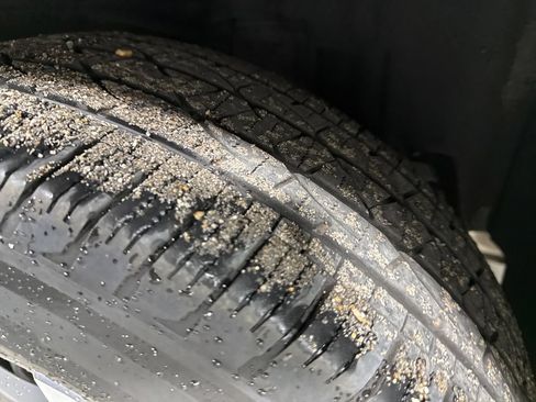 Used 2025 Chevrolet Equinox LT FWD image 38