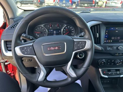 Used 2023 GMC Terrain SLE w/ Driver Convenience Package image 14