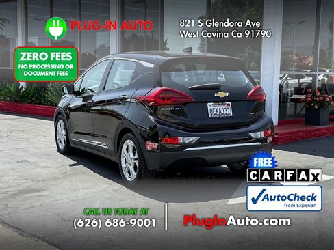 Used 2018 Chevrolet Bolt LT FWD image 2