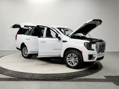 Used 2024 GMC Yukon Denali image 9