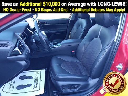 Used 2022 Toyota Camry XSE image 14