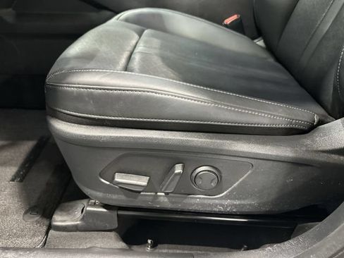 Used 2024 Kia Sorento EX w/ Panoramic Sunroof Package AWD/4WD image 18