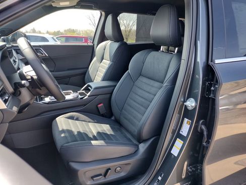 New 2026 Mitsubishi Outlander LE AWD/4WD image 7