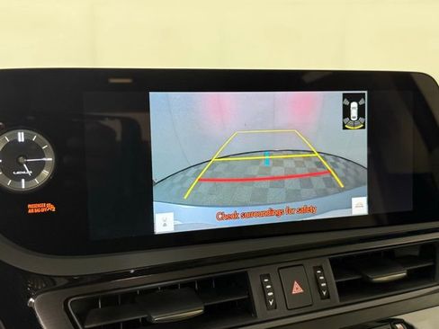 New 2025 Lexus ES 350 w/ Premium Package image 18