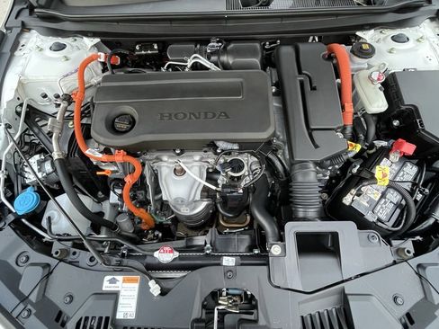 Used 2025 Honda Accord Sport image 27