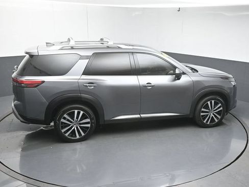 Used 2023 Nissan Pathfinder Platinum AWD/4WD image 54